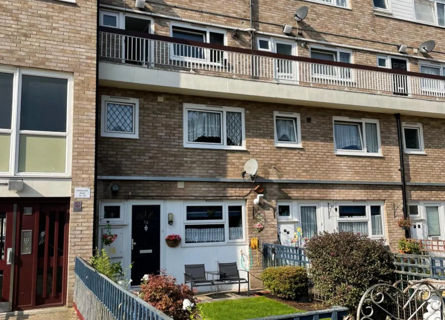 アパート Two Double Bedroom Home In Maryland ロンドン イギリス